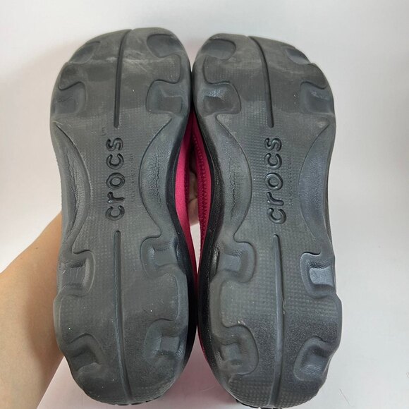 Crocs Women’s Busy Day Stretch Asymmetrical Wedge Loafers Shoes  Size 9 Red - Picture 5 of 6